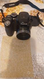 Fujifilm S2500HD