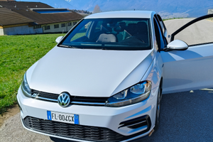 Golf diesel 150 CV R ,line bianco ghiaccio metaliz