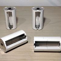 4 adattatori pile 1-3 stilo (AA) -> 1 torcia (D)