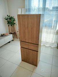 Mobiletto in legno