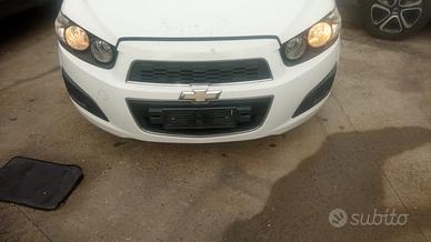 PARAURTI ANTERIORE CHEVROLET AVEO 2015 BIANCO
