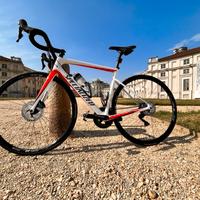 Specialized tarmac sl6 disc