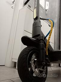 monopattino g-force s10