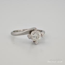 solitario modello valentino 0.30ct colore G -VS