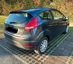 Ford Fiesta 1.4 GPL unico proprietario