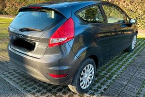 Ford Fiesta 1.4 GPL unico proprietario