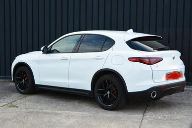 ALFA ROMEO Stelvio 2.2  210 CV AT8 Q4 Super