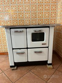 cucina economica a legna in ghisa