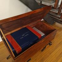 baule con trispiti di tenuta sotto+sedia