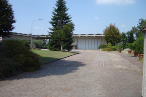 Capannone ad uso laboratorio