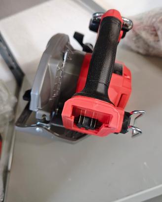 Milwaukee Sega circolare m18 fuel