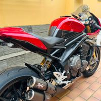 Triumph speed triple 1200 RR 2023