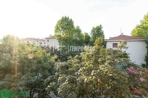 LUMINOSO TRILOCALE CON BALCONE