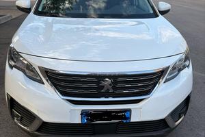 PEUGEOT 5008 1.5 BLUEHDI 130CV - 5/7 POSTI