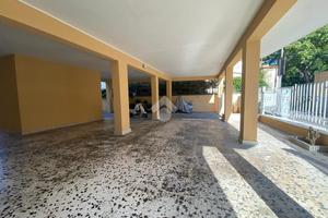 5 LOCALI A PIANO DI SORRENTO