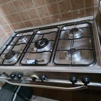 Cucina a gas con forno a gas