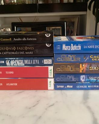 Libri tascabili nuovi a 4 € cad