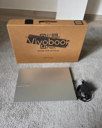 Notebook ASUS VivoBook i9 32GB RAM SSD TB 16”