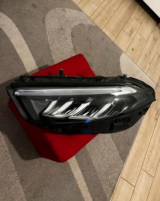 Faro anteriore sinistro Mercedes classe A