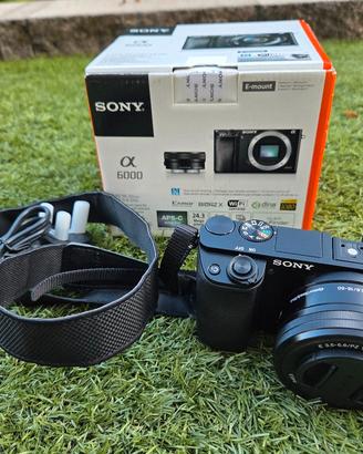 macchina fotografica sony alpha 6000