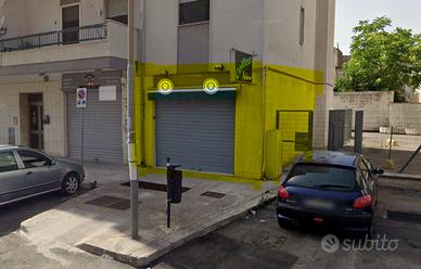 Locale Commerciale a Lecce - Zona P.le Rudiae