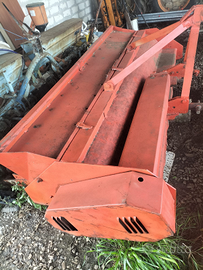 Trincia a coltelli marca Tortella