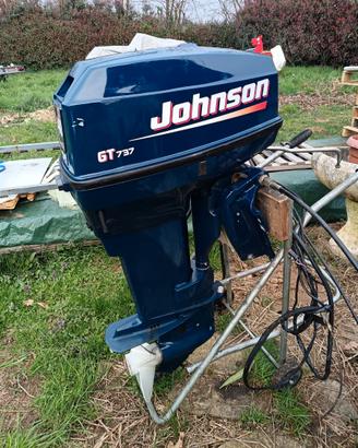 Motore fuoribordo Johnson 737