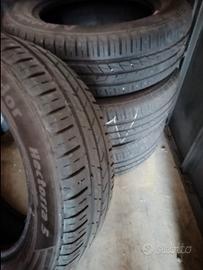 gomme praticamente nuove 