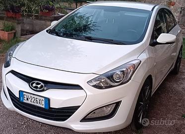 HIUNDAY I30 DIESEL
