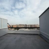 Attico con vista policlinico