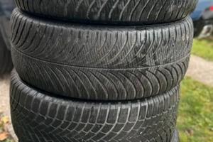 Pneumatici 235/50/18