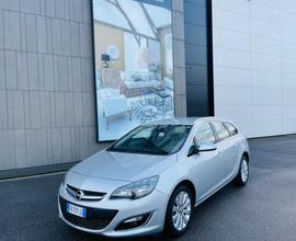 Opel Astra 1.4 Turbo 140CV Sports Tourer GPL Tech 