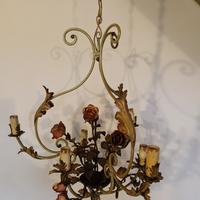 LAMPADARIO IN FERRO BATTUTO