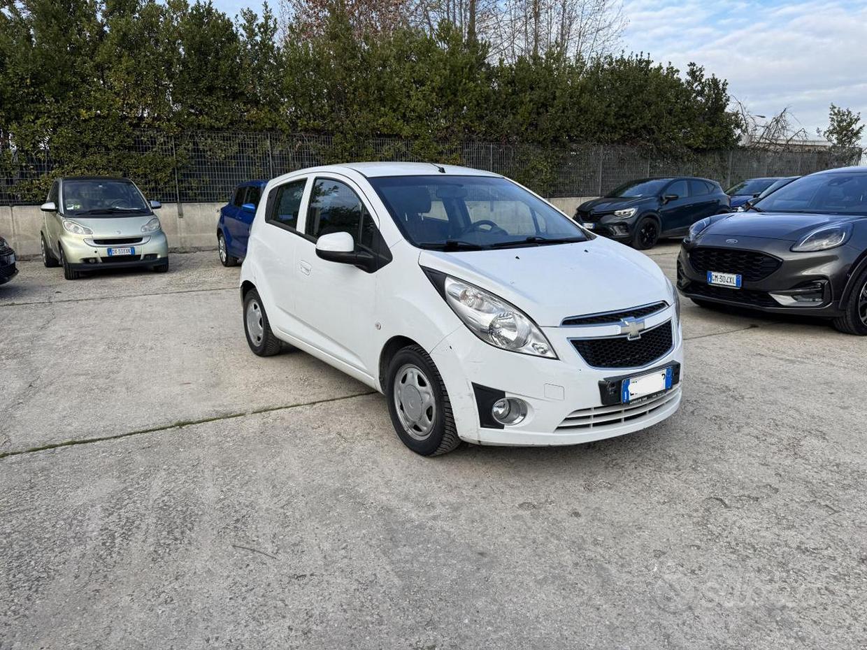 CHEVROLET Spark