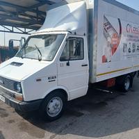 iveco dayli sponda idraulica funzionante 