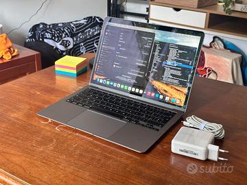 MacBook Air 13” M1 256gb ssd + adobe e office