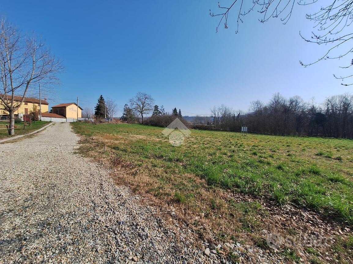 TER. RESIDENZIALE A VOLPEDO - Vista 3