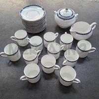 TAZZINE PZ. 12 + 2 WEDGWOOD BIANCA BORDO BLU