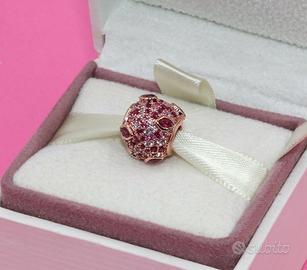 PANDORA Charm Bacio con pavé 788702C01