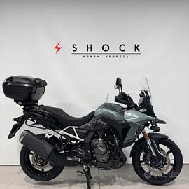 Suzuki V Strom DL 800