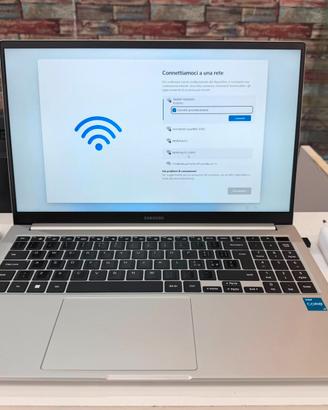 SAMSUNG BOOK 2 15" PARI AL NUOVO 8GB RAM/256GB SSD