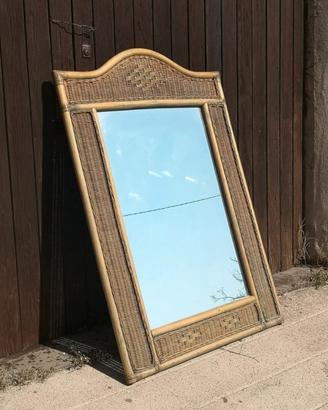 specchio credenza sedie scrivania mensole rattan 