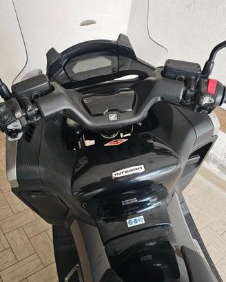 Honda Integra 750 del 2016