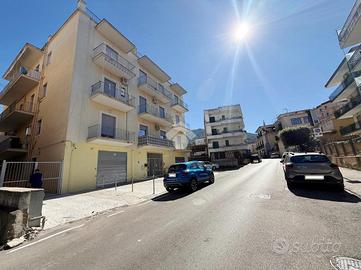 3 LOCALI A SANT'ANASTASIA