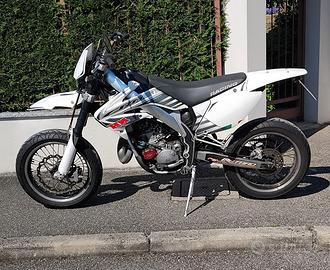 HM 125