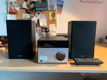 Sony sistema audio compatto con bluetooth.