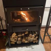 Stufa e Termostufa a legna