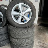 Cerchi Nissan X-Trail/Qashqai +gomme 225/65R17 M+S