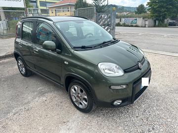 Fiat Panda 0.9 TwinAir Turbo Natural Power Trekkin