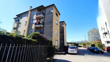 Immobile in asta di 93 m² con 2 locali e box auto 